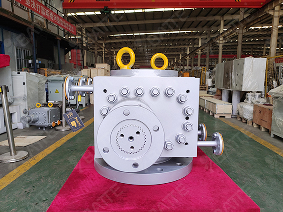 melt gear pump for reactor