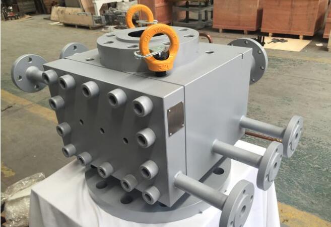 thermoplastic melt pump