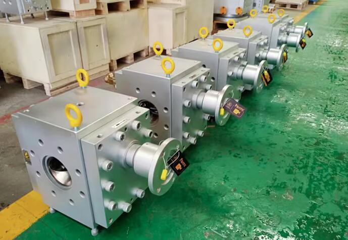thermoplastic extrusion pump