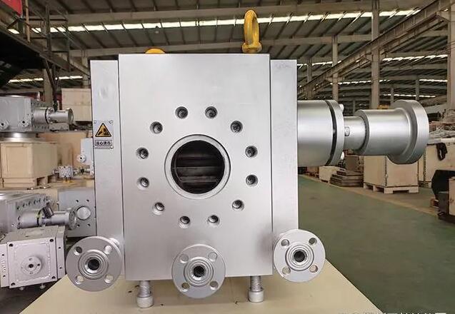 thermoplastic extrusion pump