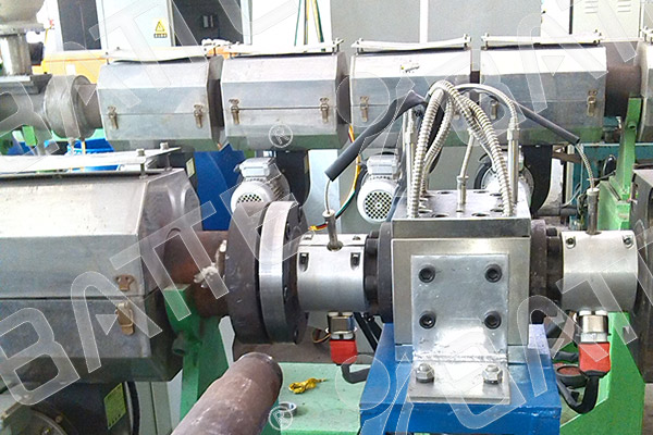 extrusion melt pump