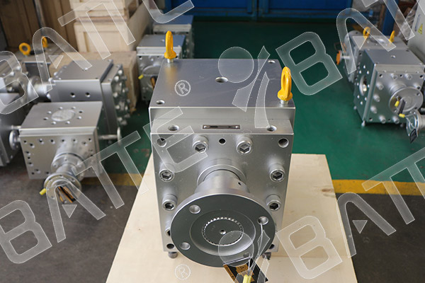 polymer melt gear pump
