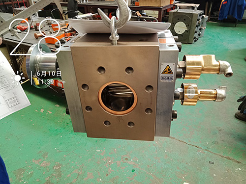 meltblown melt pump
