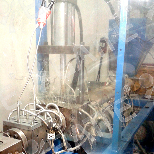 melt pump in extruder