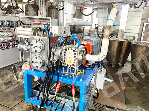 dual plunger hydraulic extrusion screen changer