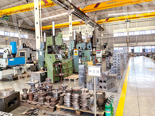 melt pump in extruder