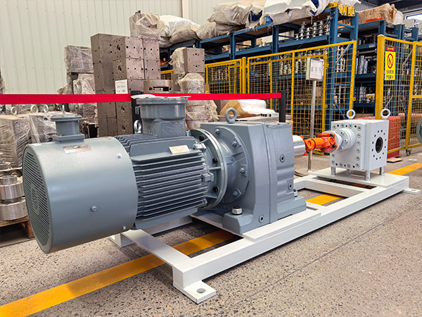 melt pump