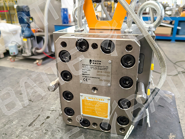 thermoplastic extrusion pump