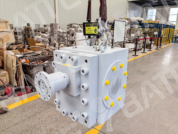 PVC pipe melt pump